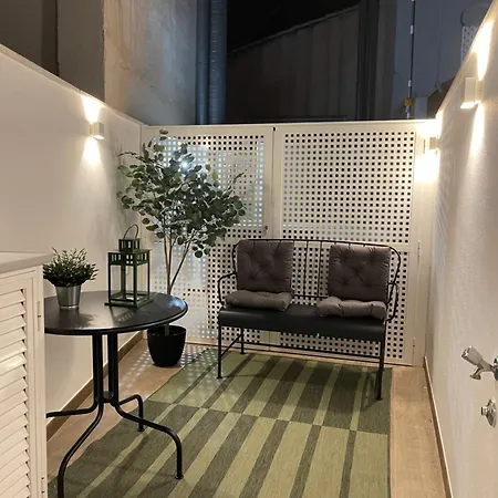 Picasso Centre 1e Apartment
